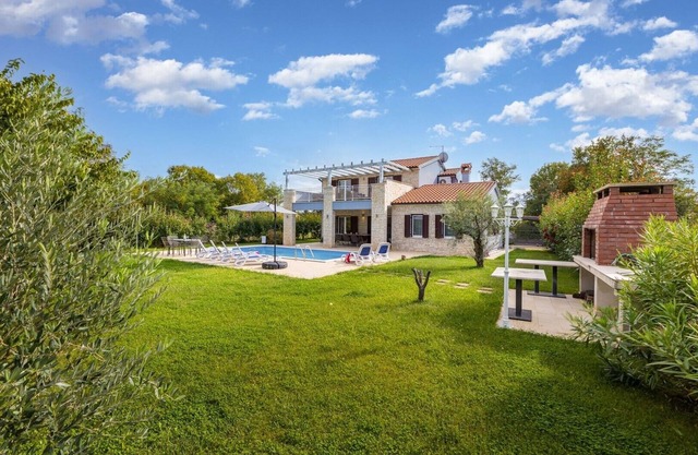 Villa Ragusa-beautifull villa with pool near Rovinj