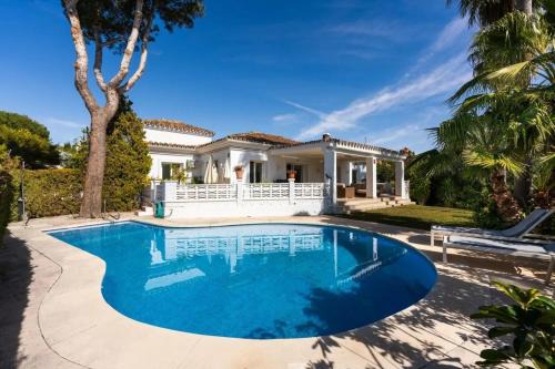 Villa Roco Marbella private pool and sea view