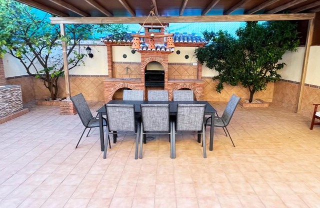 VILLA ROSARIO entre Granada y Sierra Nevada