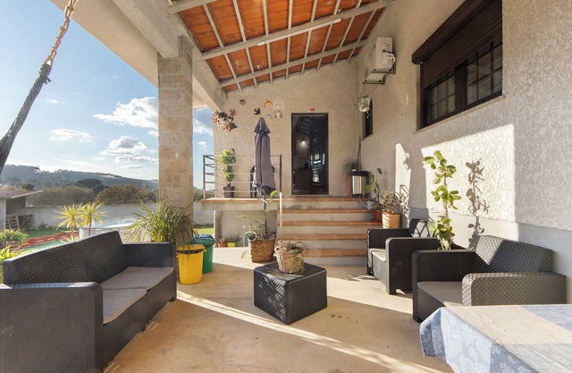 Villa 'Santo Amaro' with Mountain View, Wi-Fi and Air Conditioning