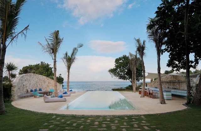 Villa Seascape by Elite Havens