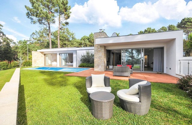 Villa Senande - Five Bedroom Villa, Sleeps 10