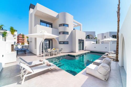 Villa Solaris Evelia by Villa Plus