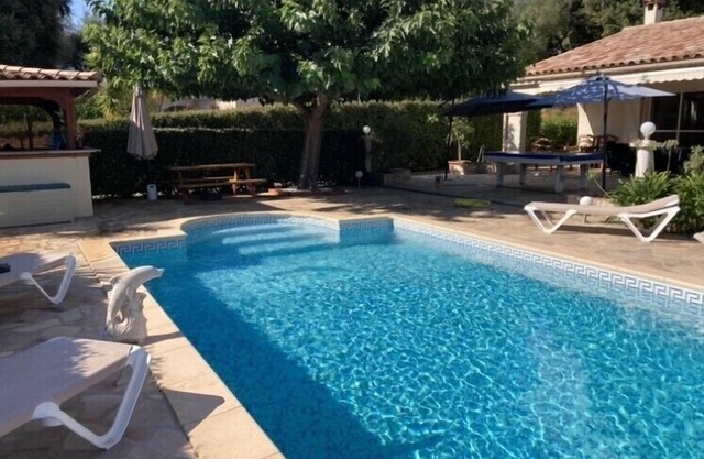 Villa T4 Ave perst beautiful, beautiful garden with pool and fruit trees (6place