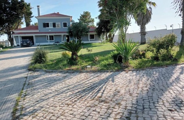 Villa t5, Inoubliable,