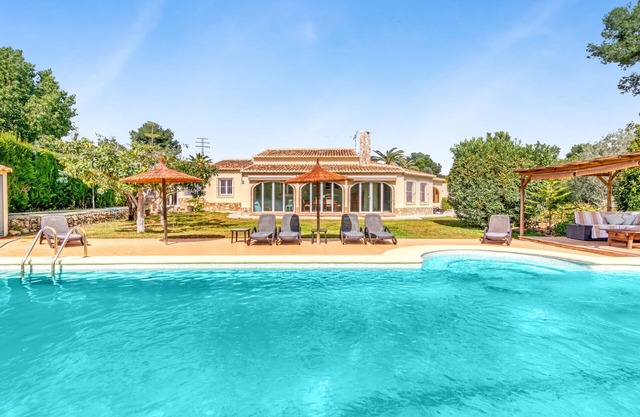 Villa 'Tennis Rosalia' with Mountain View, Wi-Fi and Air Conditioning