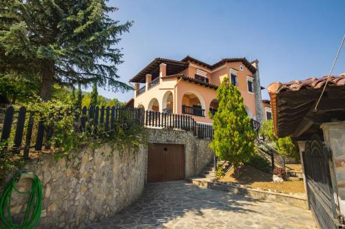 Villa Tethys Mountain Resort