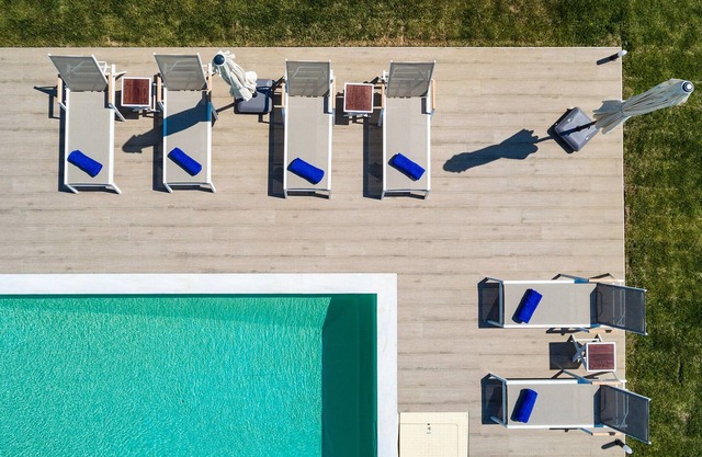 Villa Thea - 3 min walk from Salonikiou Beach