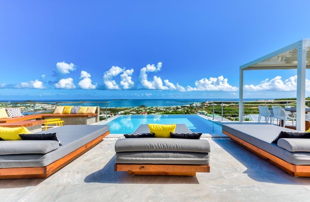Villa Topaze - An Astonishing view on Orient Bay
