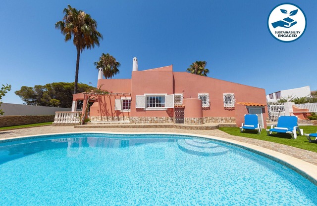 Villa w/pool Vale da Azinheira