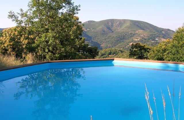 Villa with private pool, great views