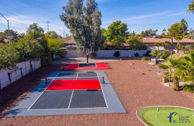 Villa with It ALL! SportsCourt+Putting Green+Heated Pool+Spa+Chef+Tiki Hut