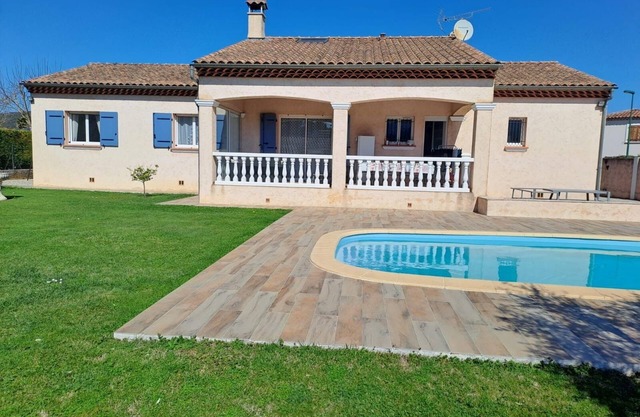 Villa with pool and garden