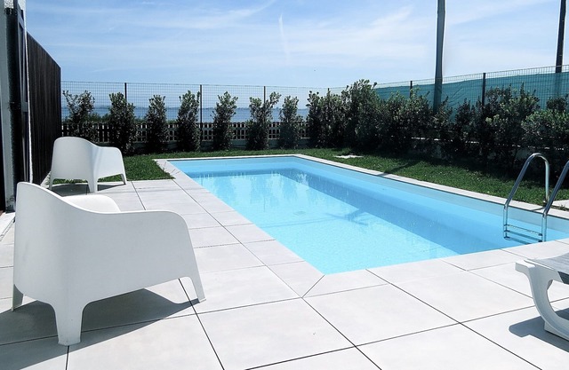 Villa with pool on Torreira beach, located next to the ria.