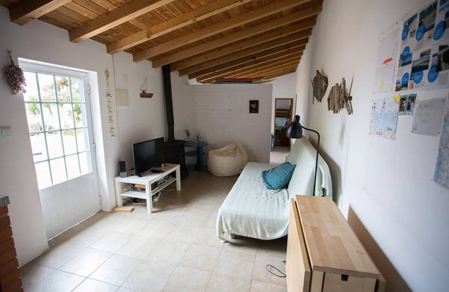 Villa with privacy and garden