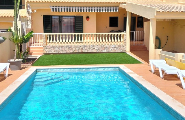 Villa with Private Pool Near Albufeira Center and Beach