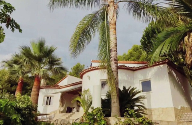 Villa with swimming pool and exceptional view