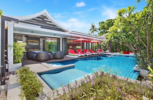 Villa with Thai chef and butler by the sea in Lamai Koh Samui