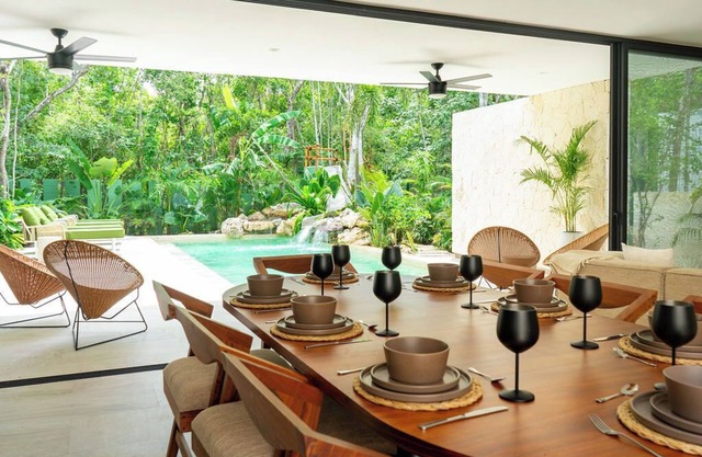 Villa XPuHa tropical garden between Tulum and Playa del Carmen, near the beach