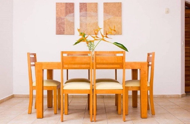 VILLAS MAYALUUM PENTHOUSE, 3-BR, 50 ft from sea