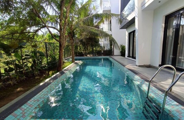 vilmaris 4BHK Private Pool & Jacuzzi