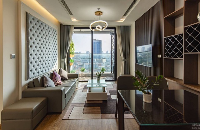 Vinhomes Metropolis 3 Bedroom Apartment with City View