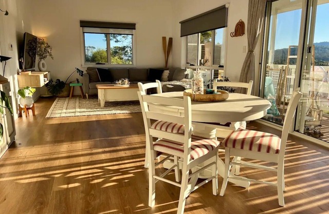 Viola - A coastal holiday retreat!