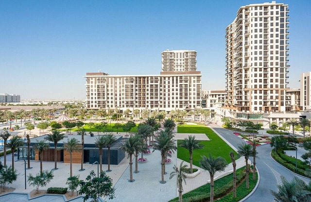 ViP 1BR in Town SquarenRawda 1 Central Park View