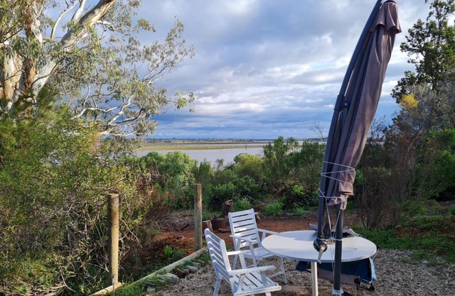 *** VIP glamping in the centre of the Riverland ***