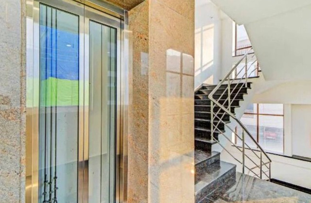 Viraaj Suites - Very near to Miyapur junction, Unit 4