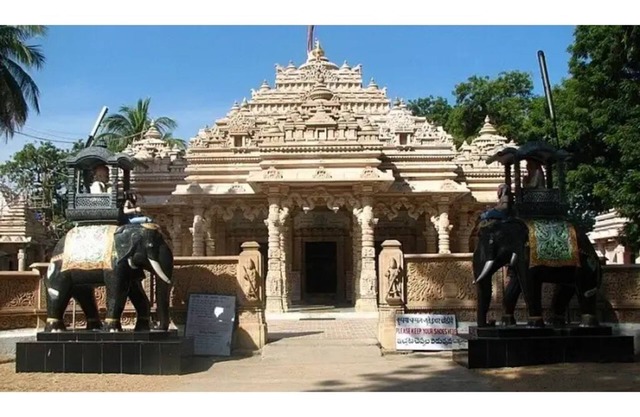 Viraaj Suites - Very near to Miyapur junction, Unit 5