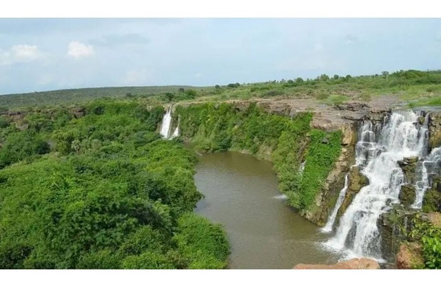 Viraaj Suites - Very near to Miyapur junction, Unit 9