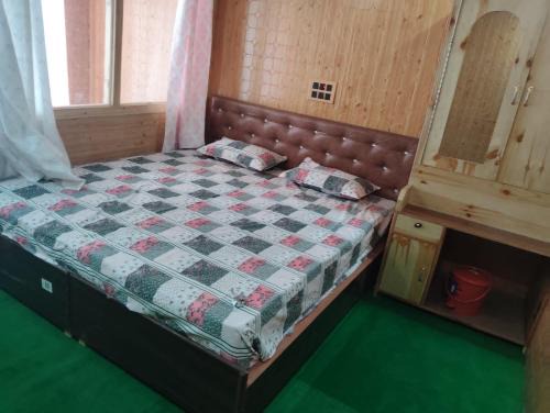 VNS Homestay Chitkul By Soma Stays