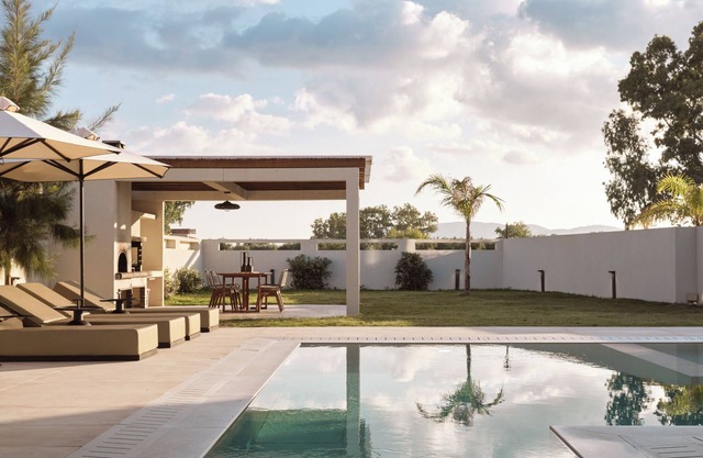 Vorto Luxury Villa II, with Pool & Hydromassage