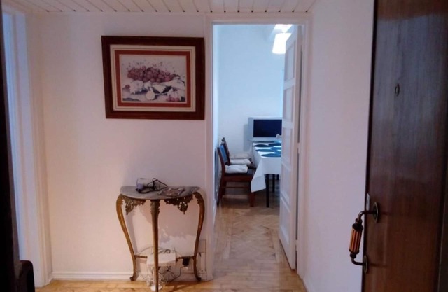 Voyage 63-3f. Apartment with 3 bedrooms and a living room