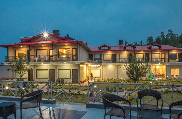 Vue Magique Resorts and Camps