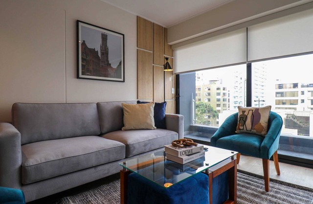 w* | Majestic 2BR in Miraflores near Larcomar