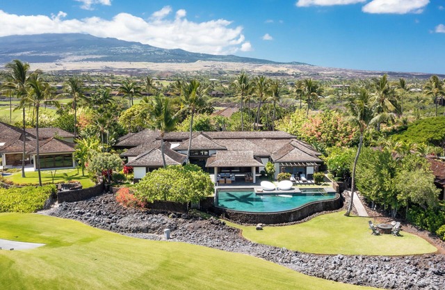 Wailulu Villa | Escape to Your Own Paradise
