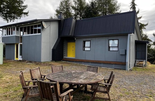 Waimarino Adventure Lodge - Great for Large groups.