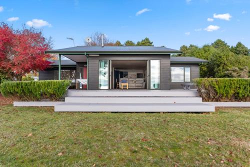 Waitetoko Waterfront - Waitetoko Holiday Home