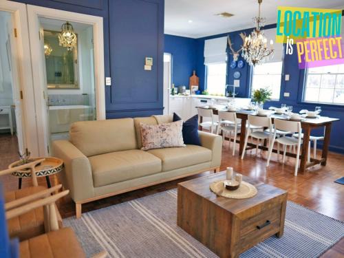 Walk to Adelaide Oval, 4-Bedroom Home with Parking