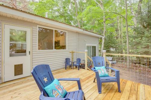 Walk to Lake Hamlin Cottage Near Boat Launch