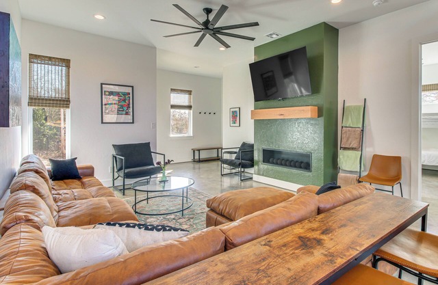 Walk to Lake: Home w/Game Room in Medicine Park!