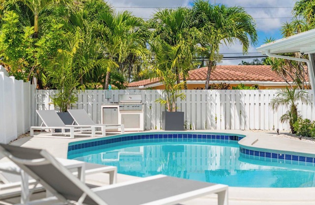 Walk To The Beach | Fire pit + Pool | Coconut Unit