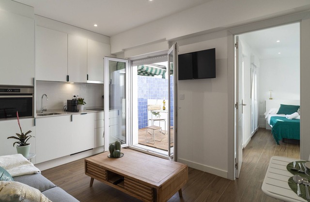 Waou New Numantia IV