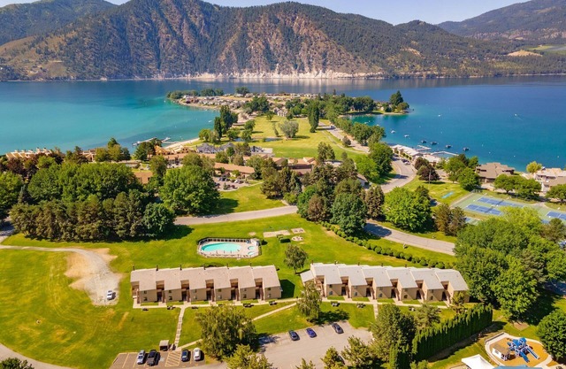 Wapato Point Condo on Lake Chelan with Resort Amenities! 2Bed/2Bath, Upper Floor-Unit 674