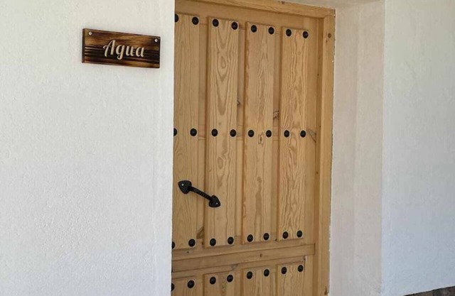 Water. Beautiful apartment. Villa de Gredos.