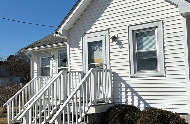 Waterfowl Watch Cottage - Chincoteague Island Quiet area,bikes, fall rates