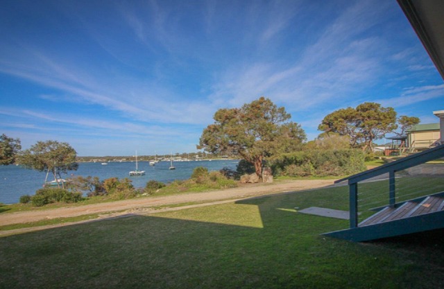 Waterfront by name, waterfront by location - this is an Outstanding Coffin Bay Holiday Home