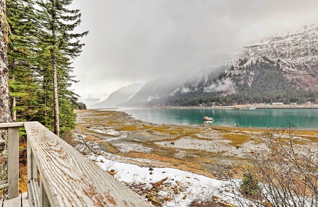 Waterfront House w/Glacial Views - Near Downtown!